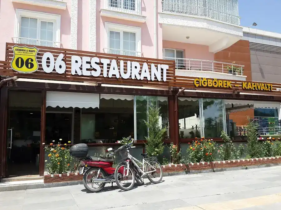 06 Restaurant pide Çiğbörek mantı
