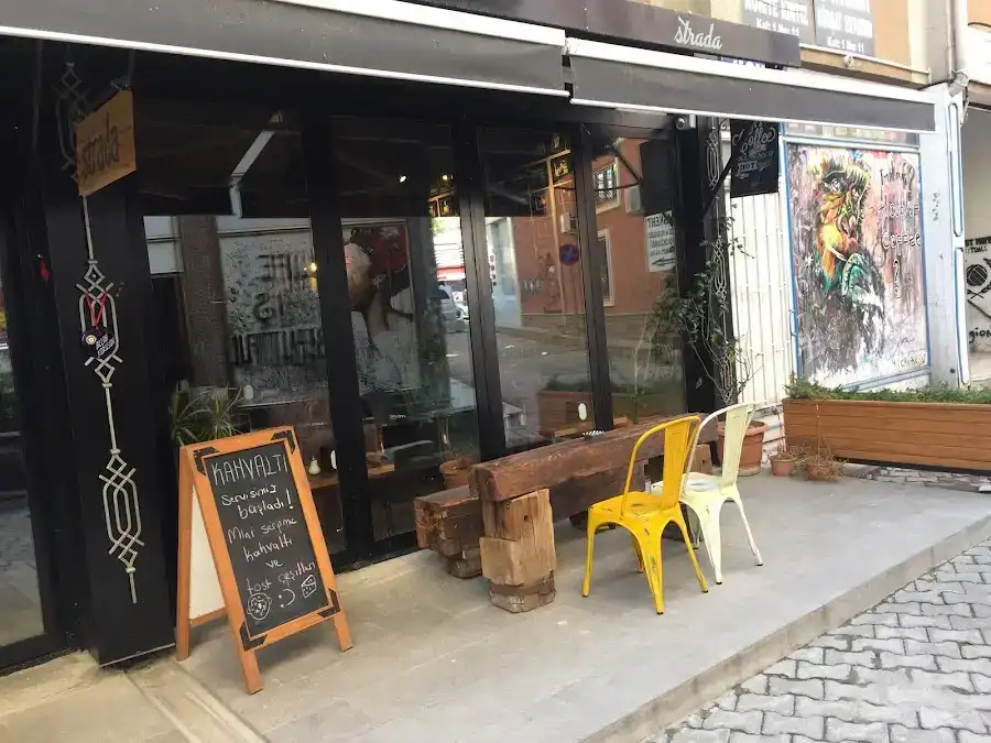Cafe Strada fotoğraf 3