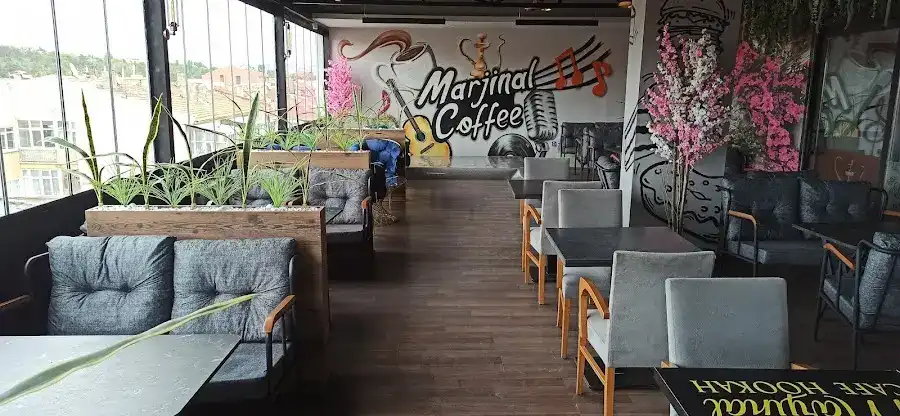 MARJİNAL CAFE & HOOKAH fotoğraf 3