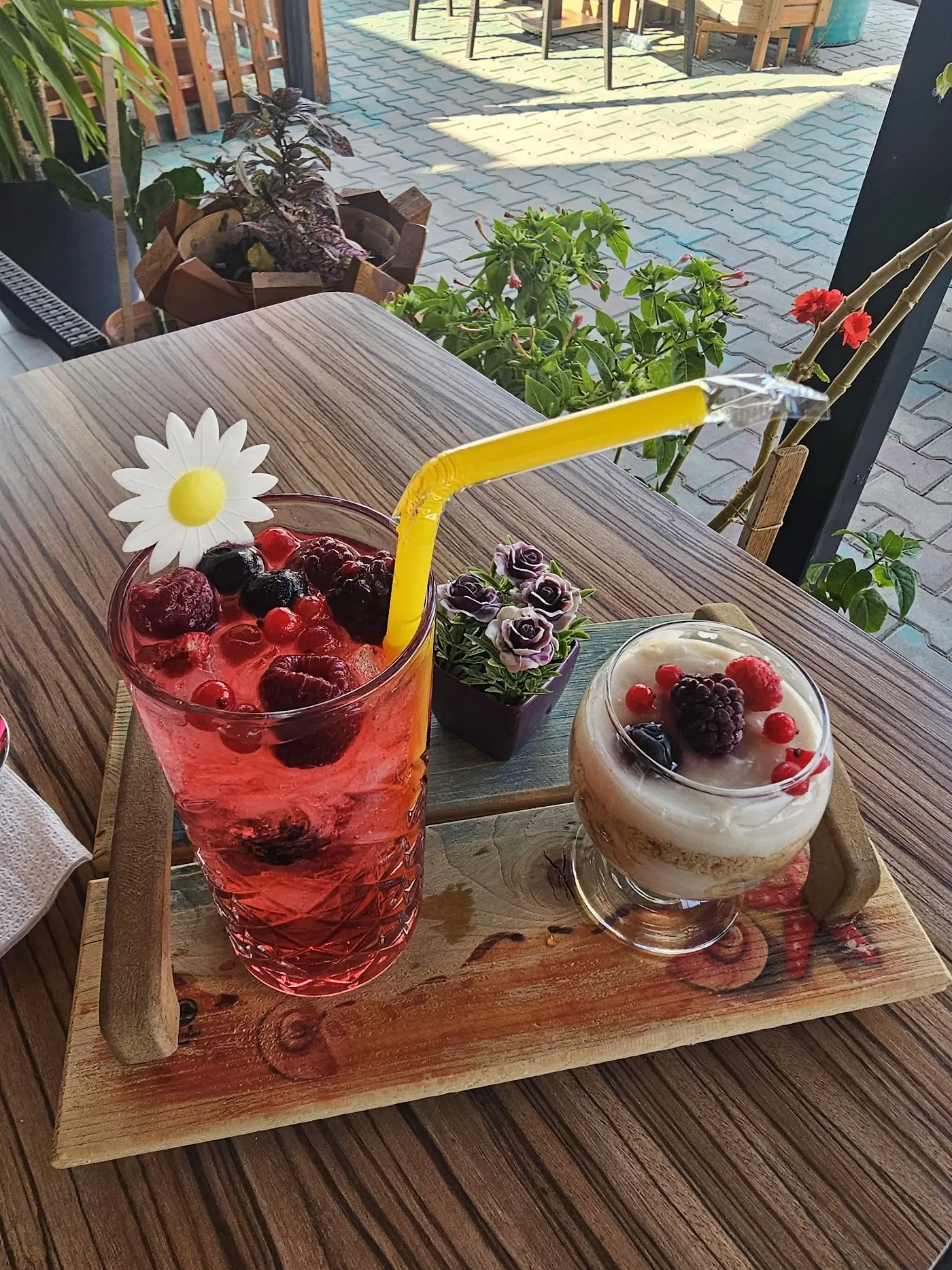 ARENA Café & Lounge fotoğraf 3