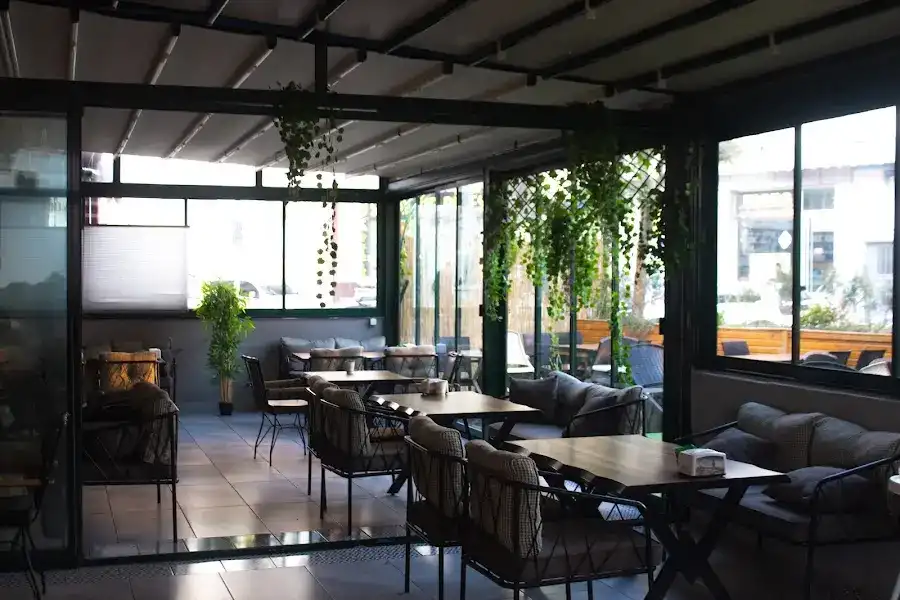 GREEN GARDEN