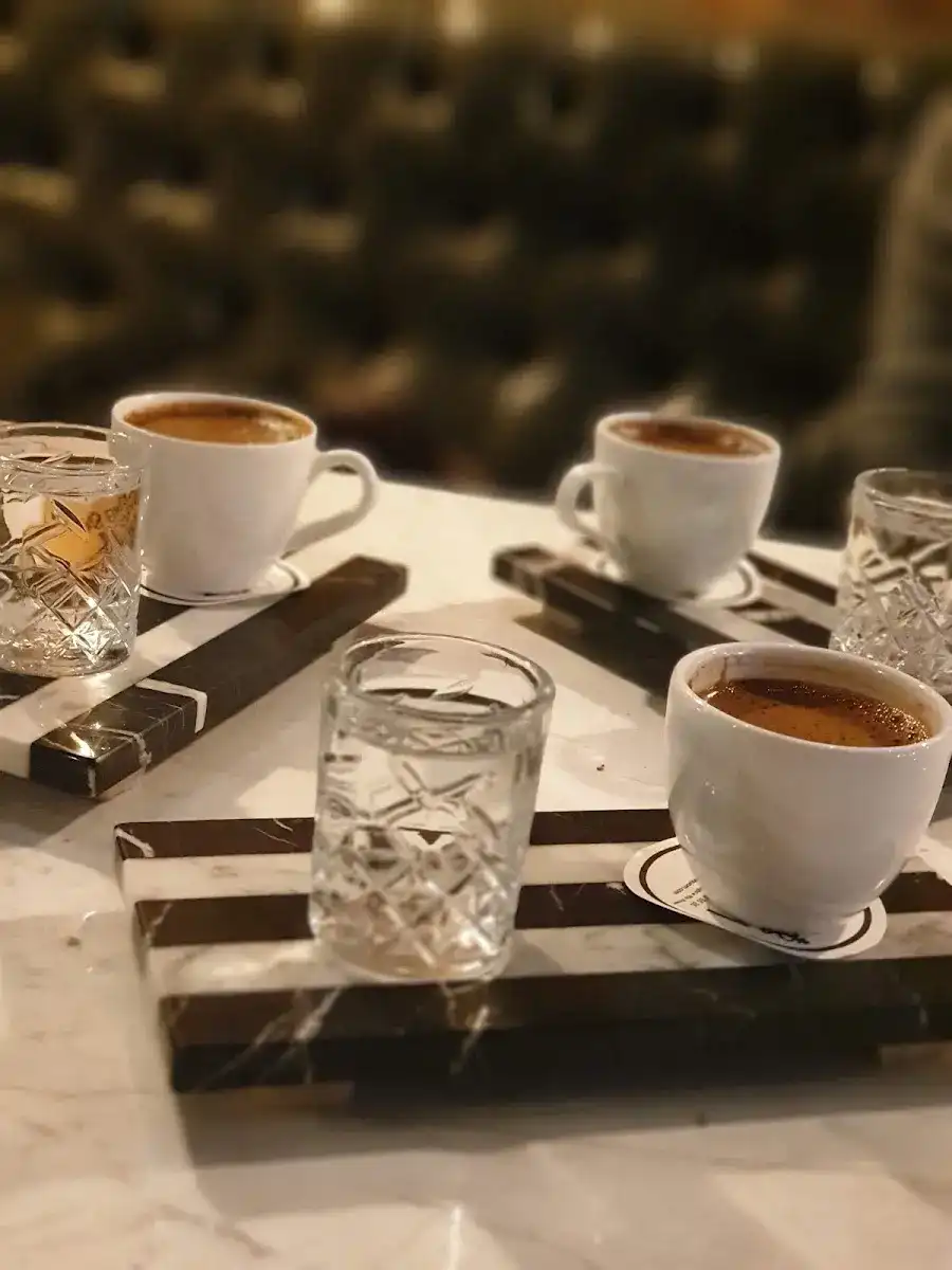 LOQUOM CAFE fotoğraf 3