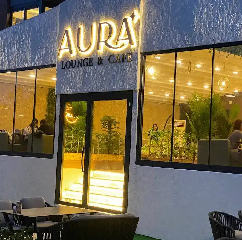 Aura Lounge & Cafe