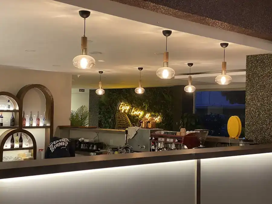 Aura Lounge & Cafe fotoğraf 3