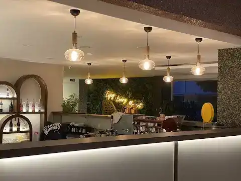 Aura Lounge & Cafe fotoğraf 3