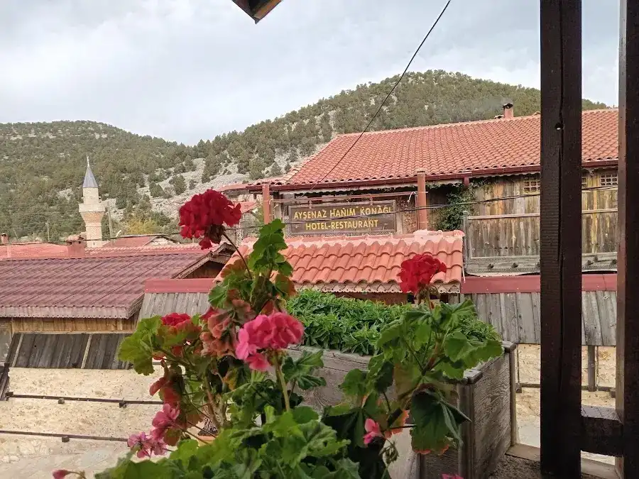 Ayşenaz Hanım Konağı