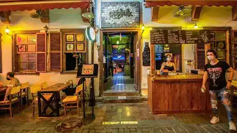 Çöplük Cafe & Bar