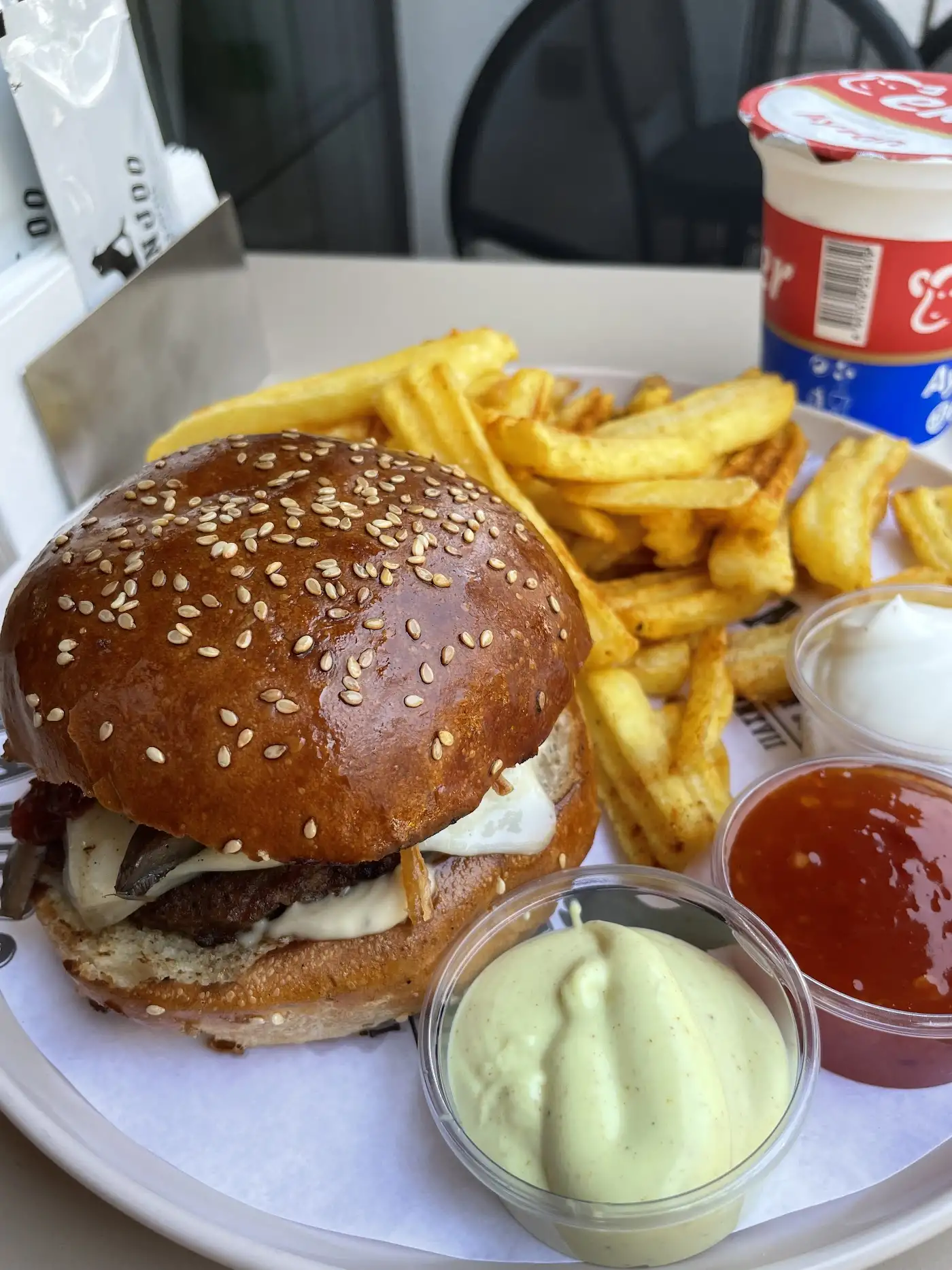 Manjoo Burger fotoğraf 3