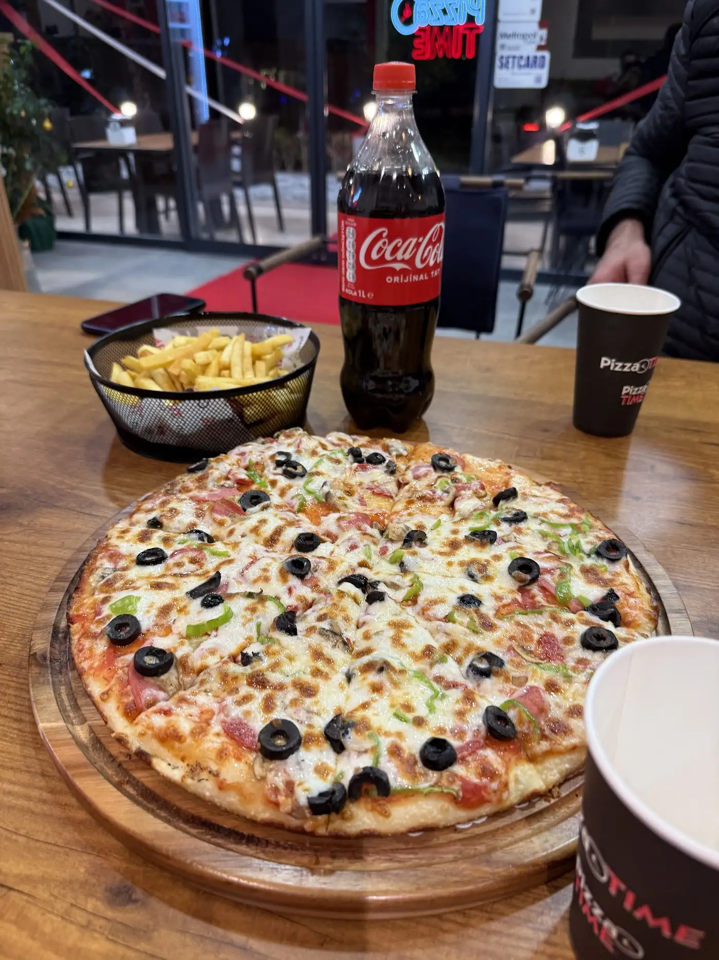Pizza Time Lara