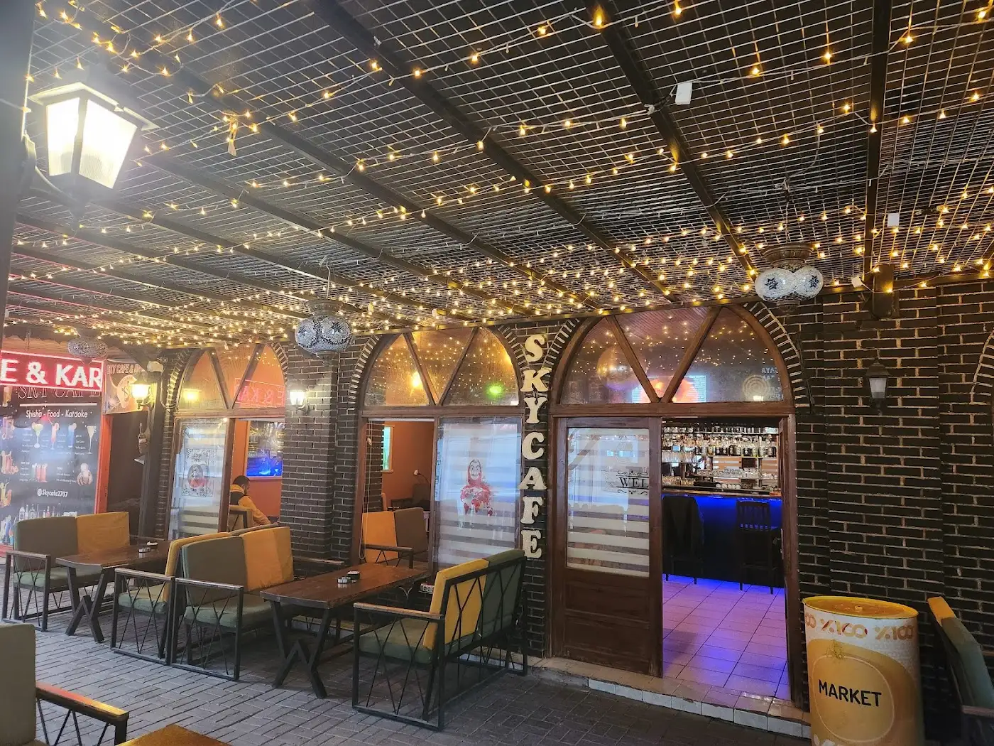 Sky Bar & Shisha & Karaoke