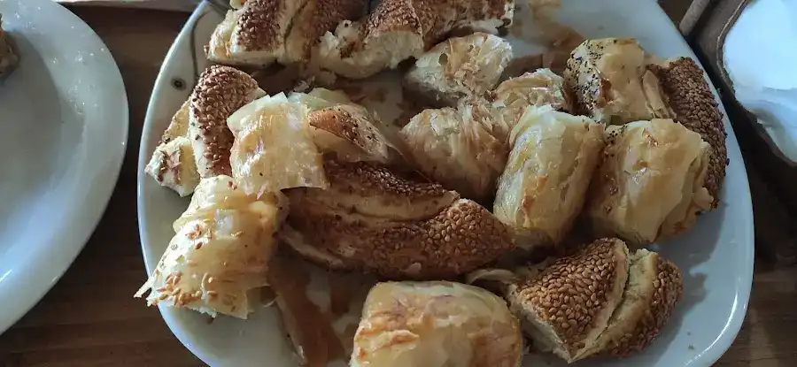 Bizimyer Simit Ve Kahvaltı Salonu fotoğraf 3
