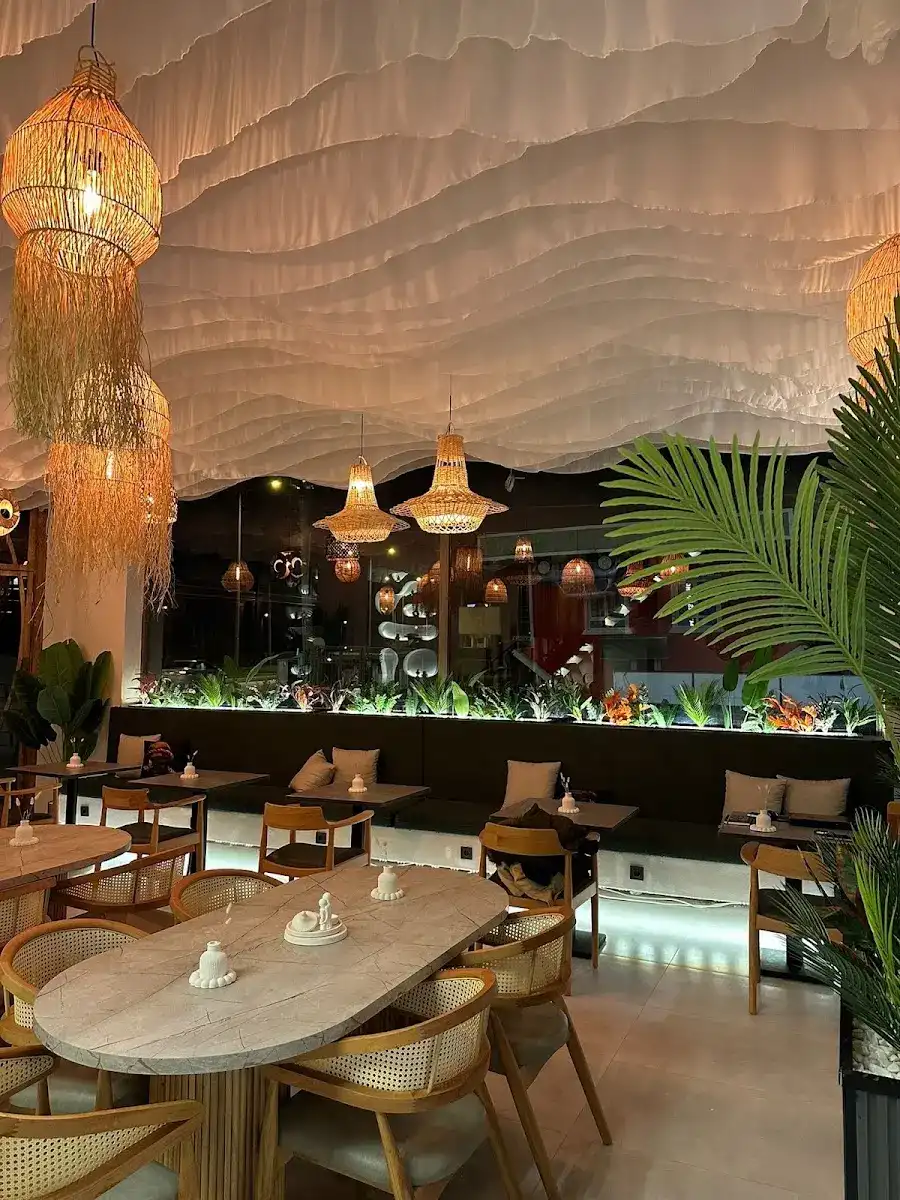 CALM'İES CAFE LOUNGE fotoğraf 3