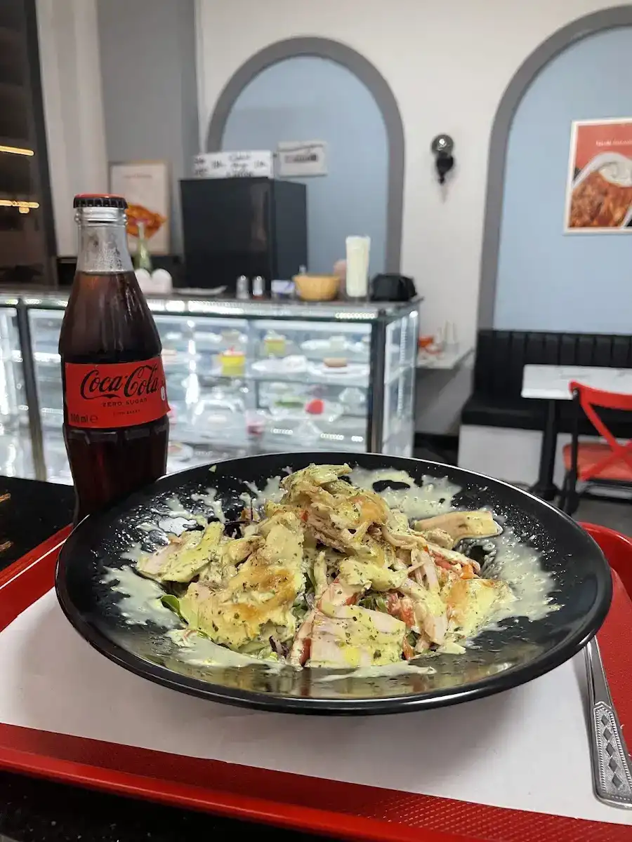 Döner and More Altıntaş fotoğraf 3