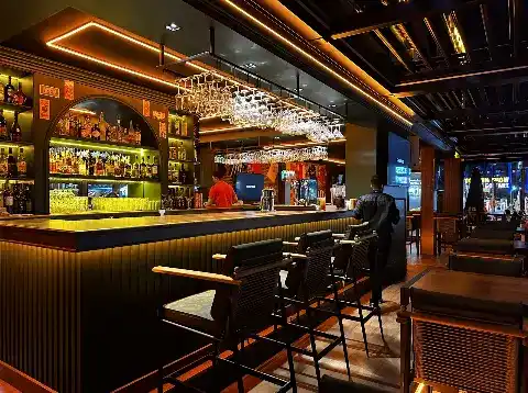 High 5 Irish Pub