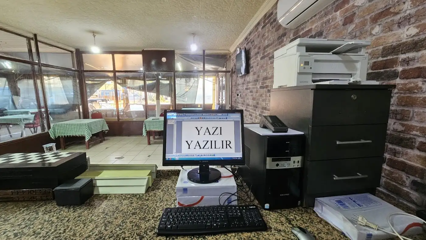 Jet Cafe & Otopark & Çamaşır fotoğraf 3