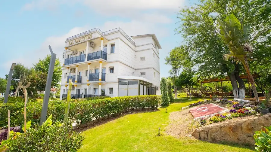 La Cactus Boutique Hotel
