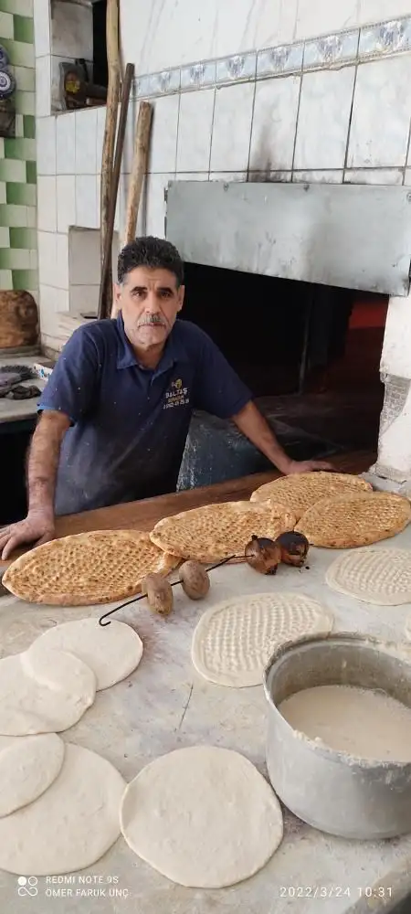 Şanlı 3 Pide Ve Lahmacun Fırını fotoğraf 2