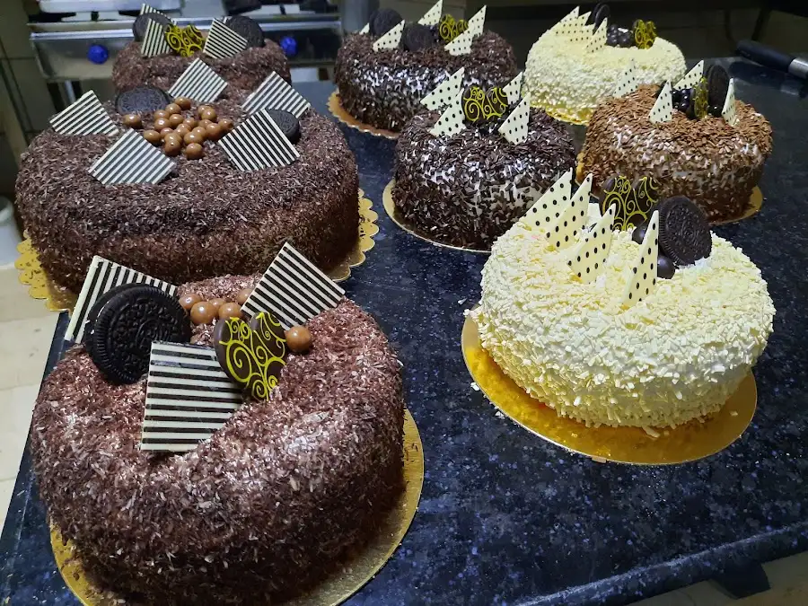 Uludağ Unlu Mamülleri & Cafe fotoğraf 2