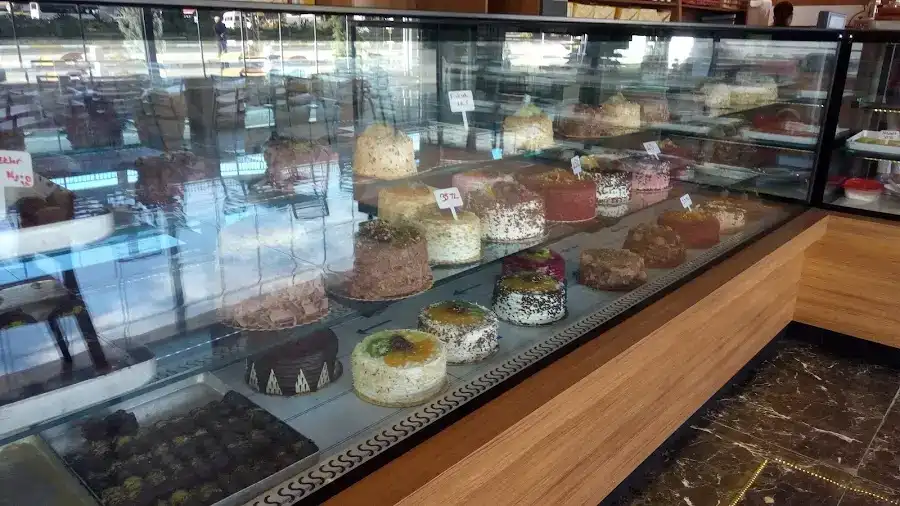 Uludağ Unlu Mamülleri & Cafe fotoğraf 3