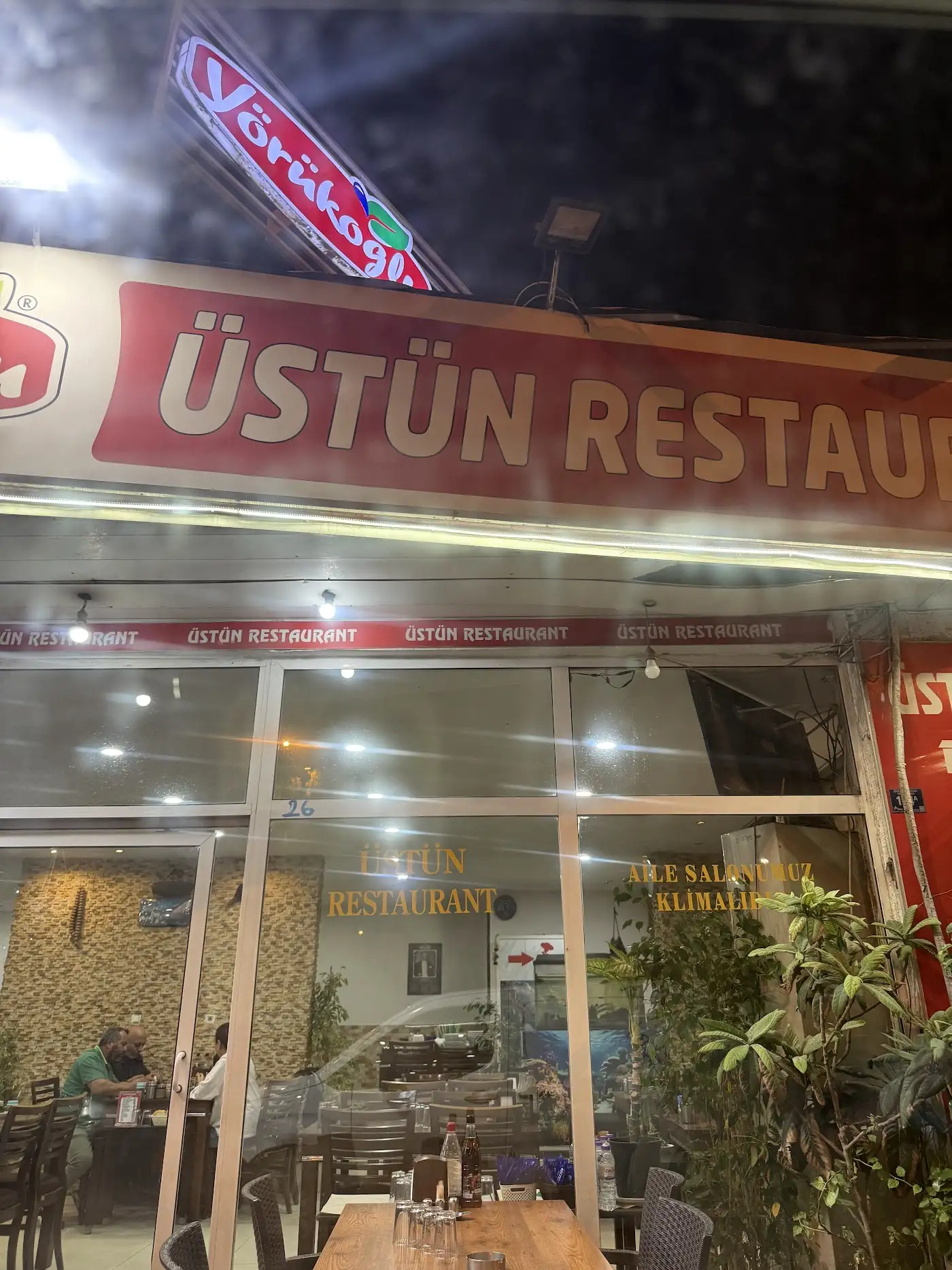 Üstün Restaurant fotoğraf 3