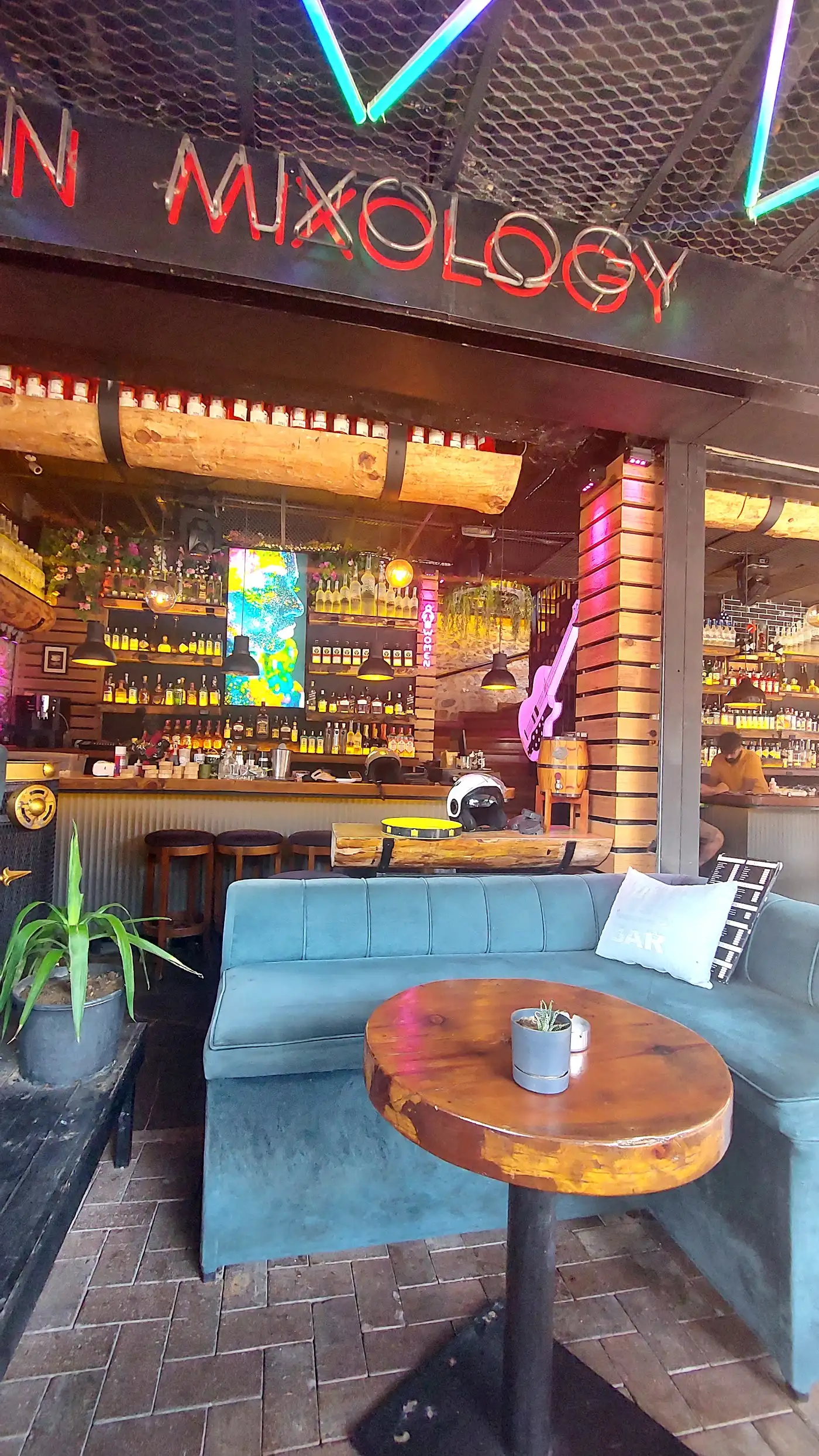 1st. BAR Alanya