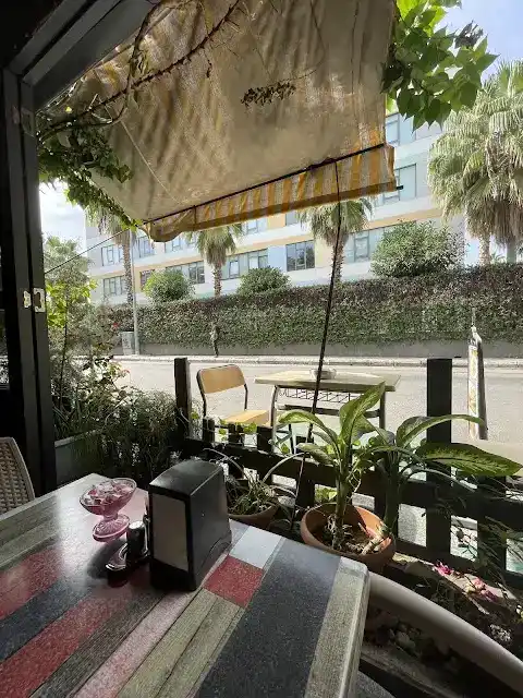 Cafe Anne
