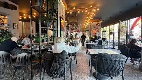 Cafe Local