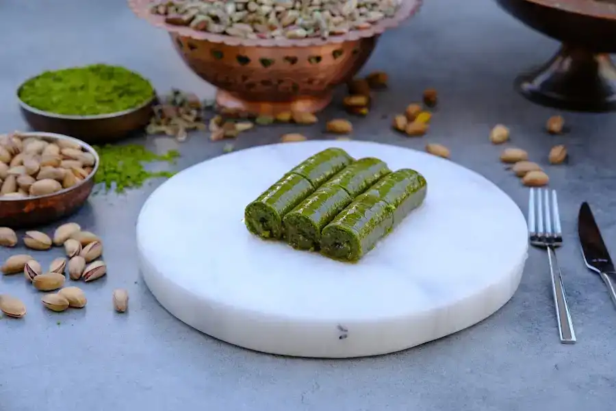 ÇELEBİZADE BAKLAVA, KÜNEFE VE KATMER fotoğraf 2