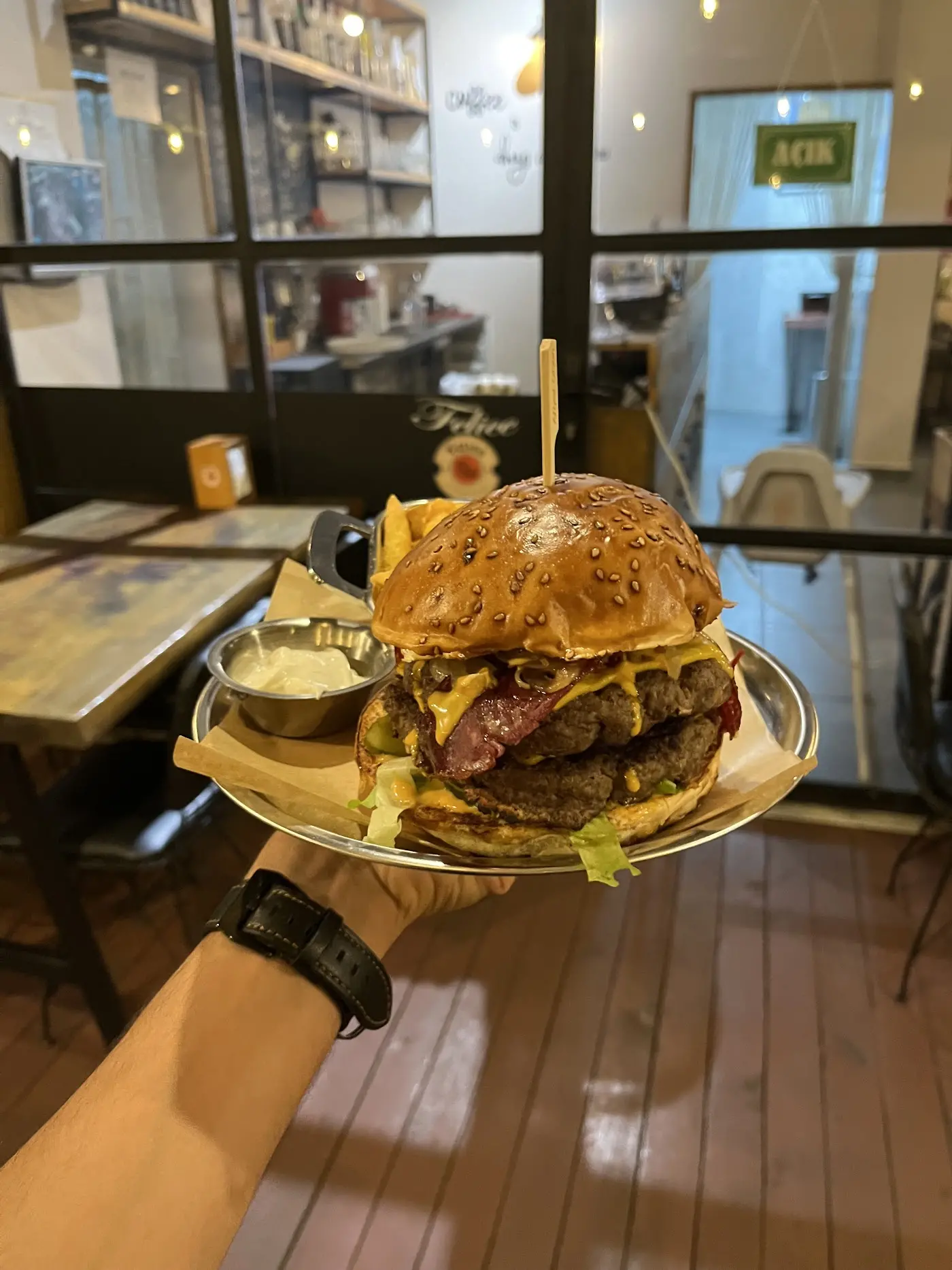 Felice Coffee & Burger fotoğraf 2