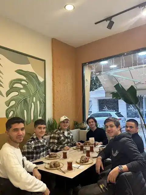 Happy Nest chocolate cafe