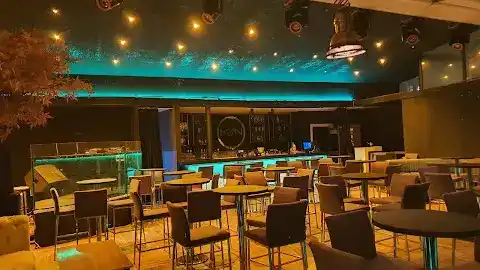 Hollywood Ten11 Restaurant | Steak & Seafood & Turkish Kebab House