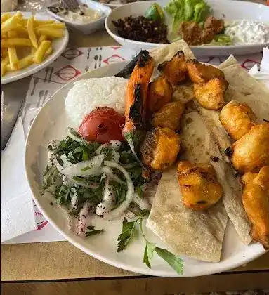Hoşgeldiniz Kebap evi kilo ile Kahvaltı & Meze Döner Kafe fotoğraf 3