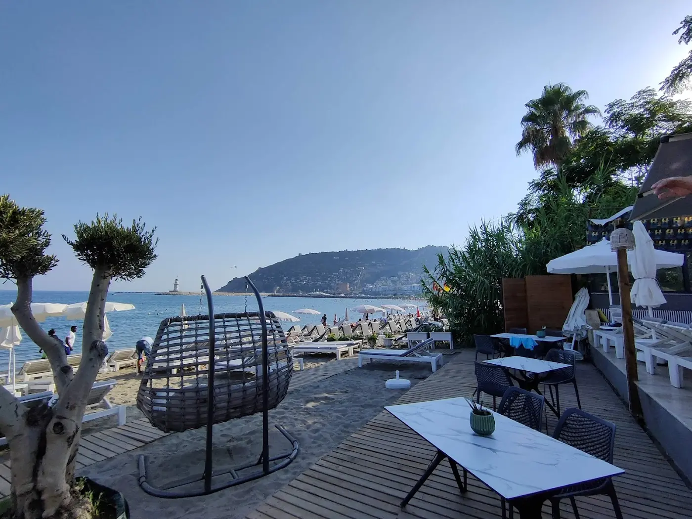 Hugo Beach Club