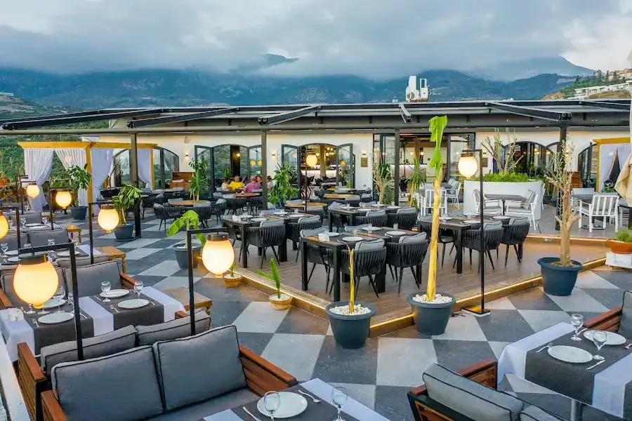 İYOM RESTAURANT