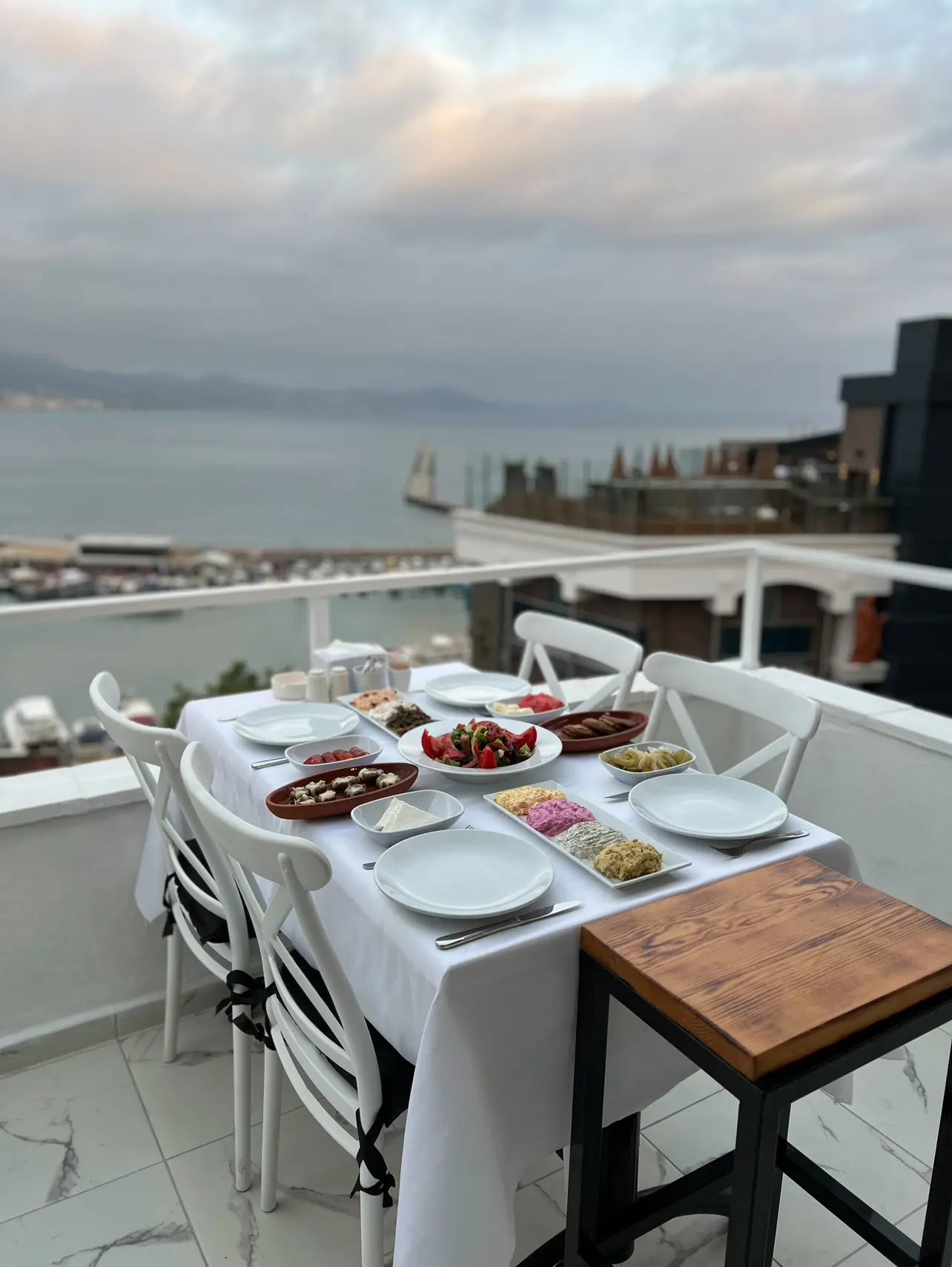 Kıbrıs Meyhanesi Alanya