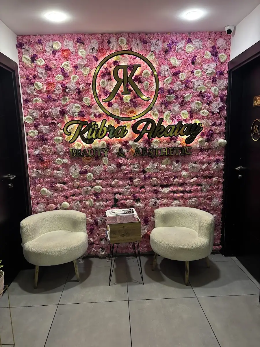 KÜBRA AKATAY BEAUTY & AESTHETIC VIP CENTER fotoğraf 2