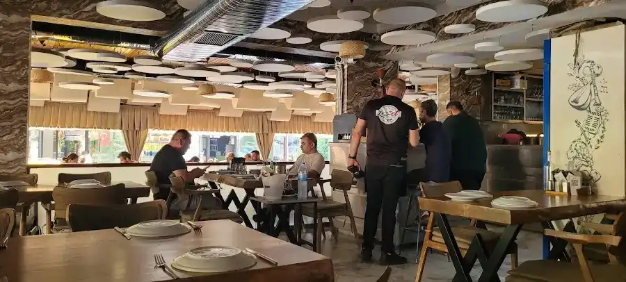 Lezzet Kebap Evi fotoğraf 2