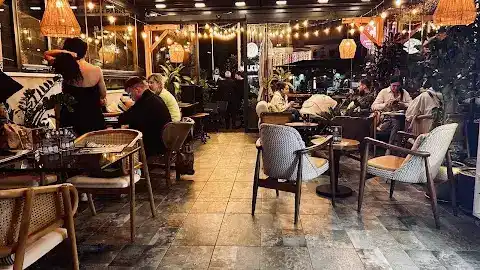 Mamma Mia Pizza Cafe Bar