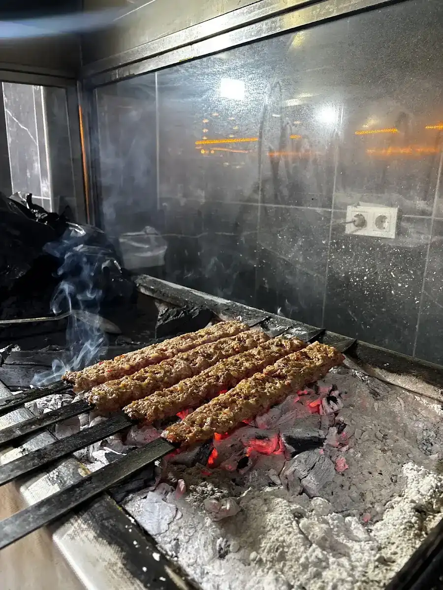 ÖNERBAY Kebap Çorba & Ciğer Evi fotoğraf 2