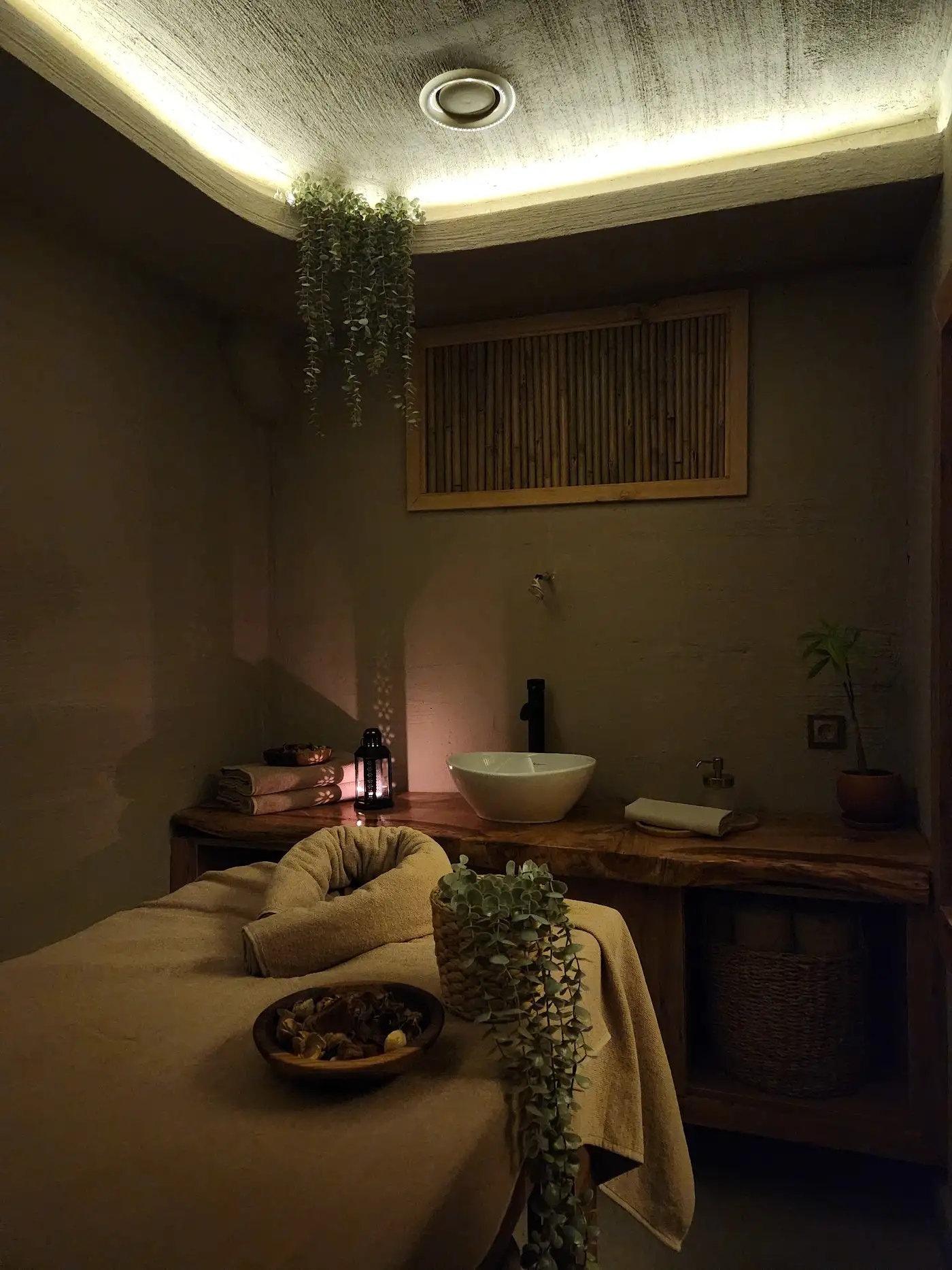 Sakura Spa & Wellness