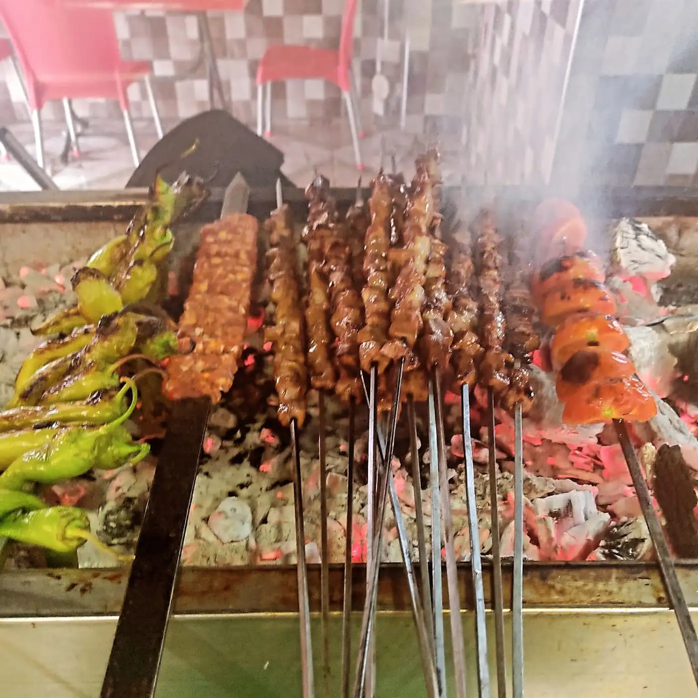 Sayan Kardeşler Döner & Kebap 2 fotoğraf 2