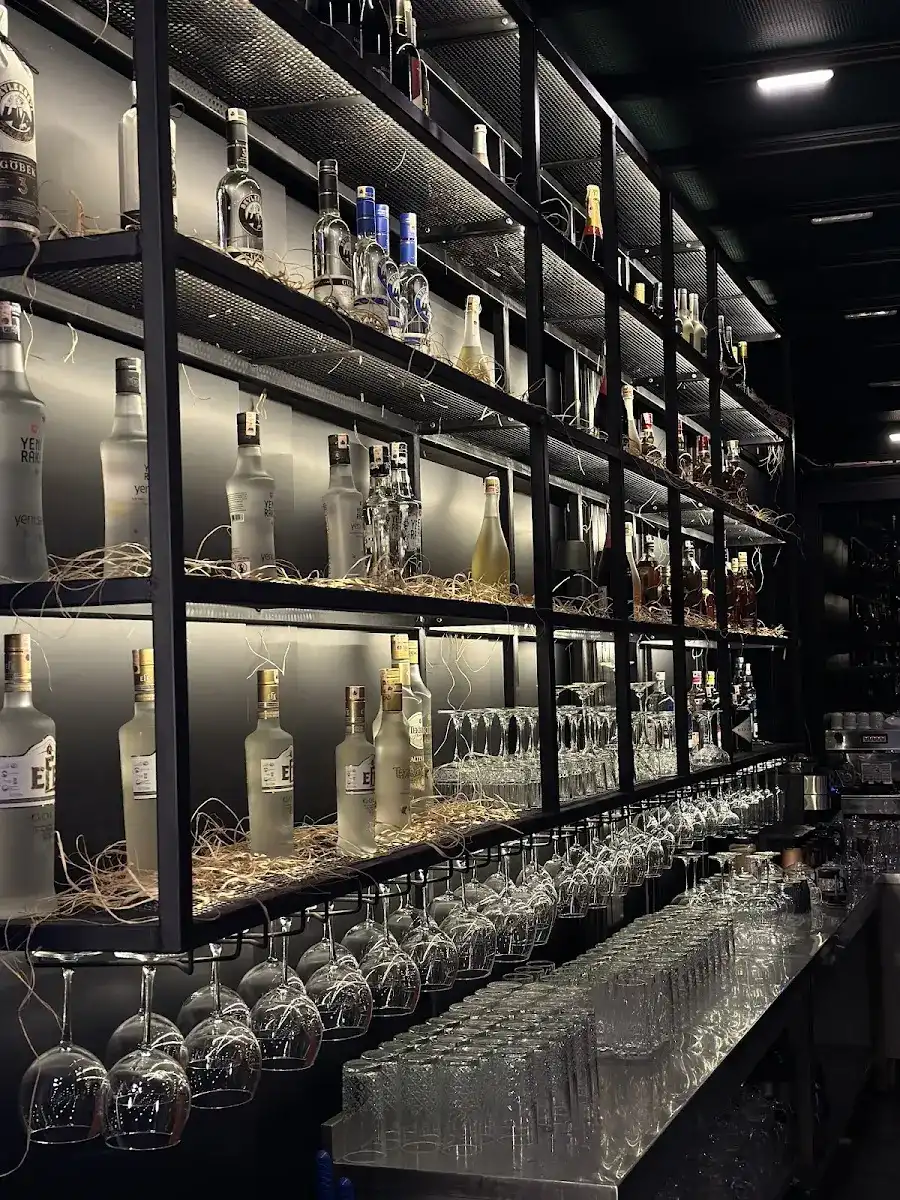 Sır Restaurant
