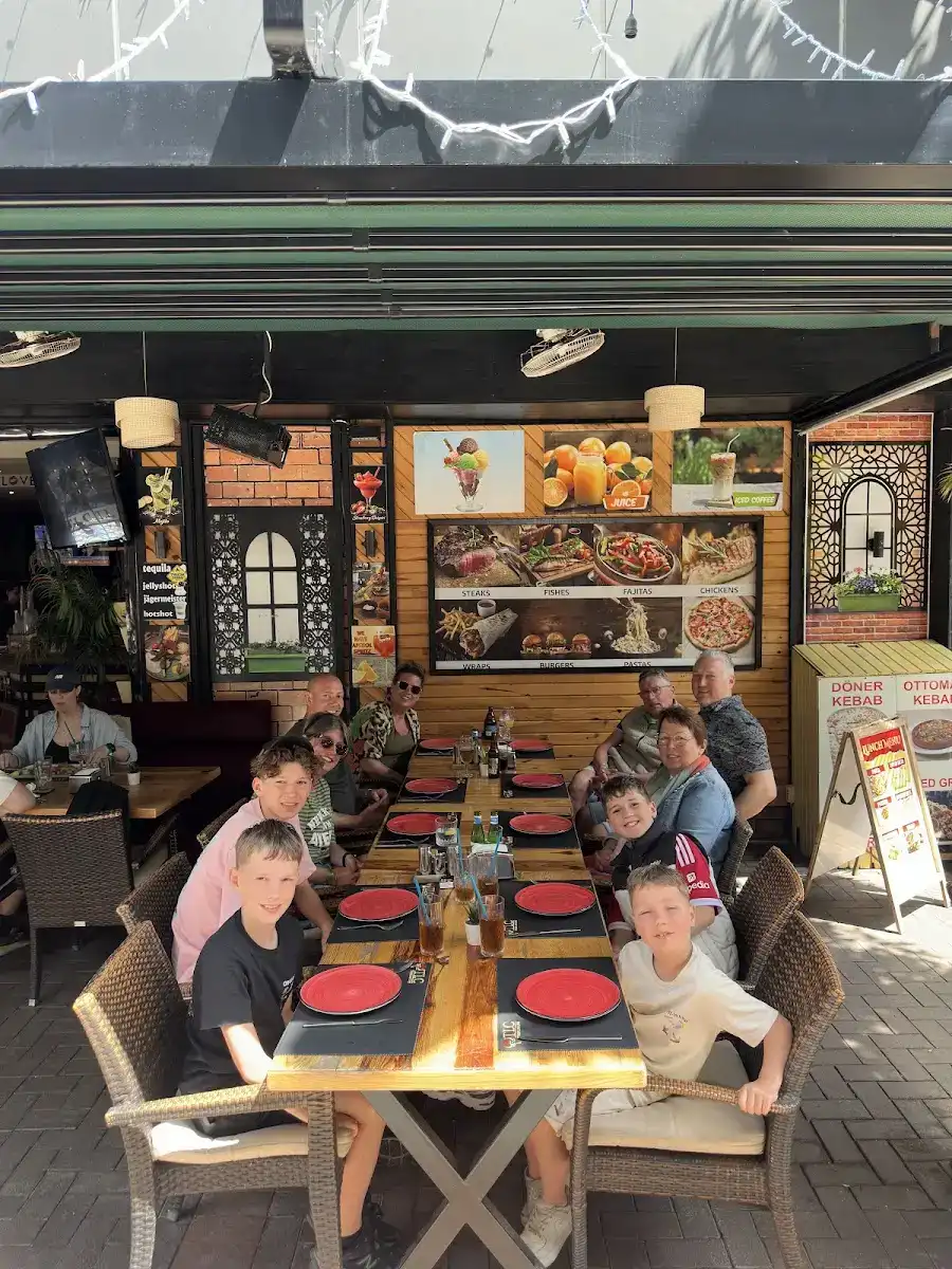 Tlc Restoran fotoğraf 2