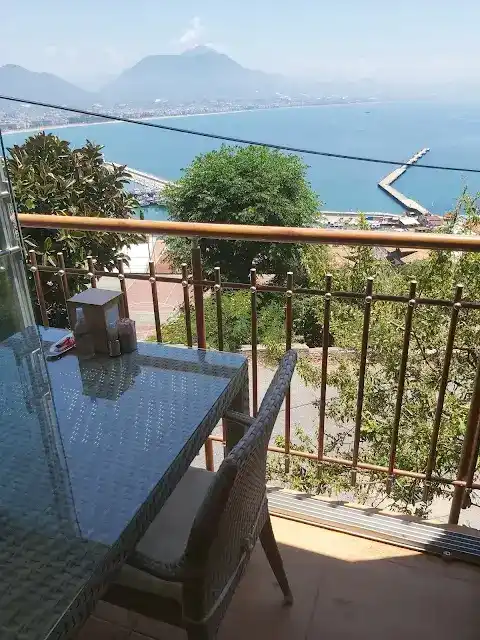 Yamaç Cafe