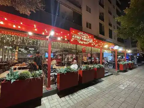 Yöresel Antep Kebapçısı