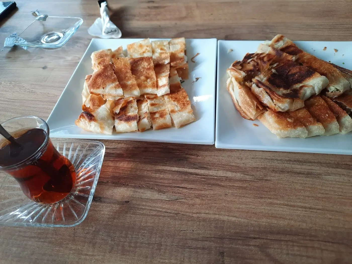 Antalya Demre Ertepe Serpme Börek ve Kahvaltı Salonu