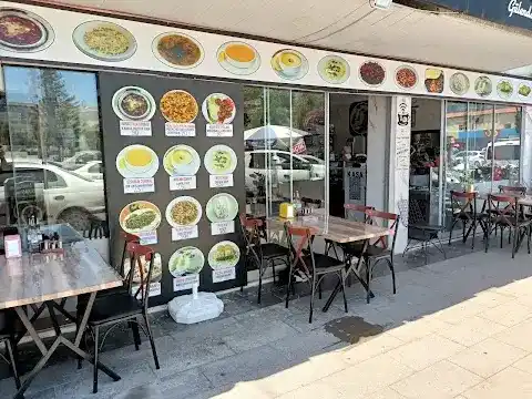 Demre Maraşım Restoran ev yemekleri. еда суп десерт. Home cooking soup dessert . Hausmannskost Suppe Dessert Eis