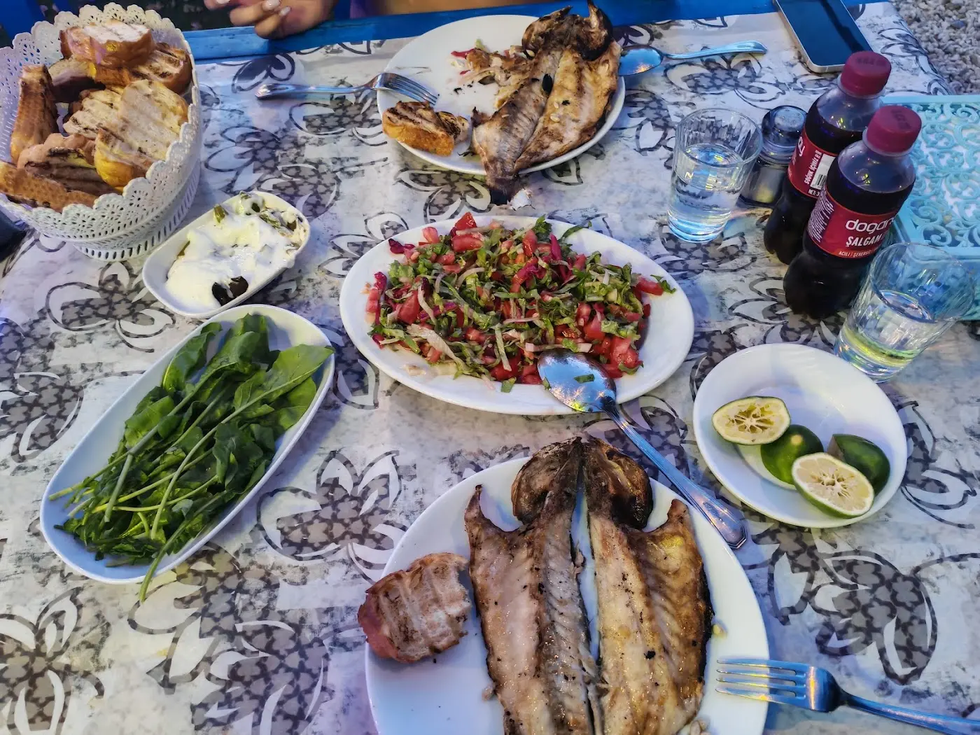 Memedim Balık Restoranı fotoğraf 2
