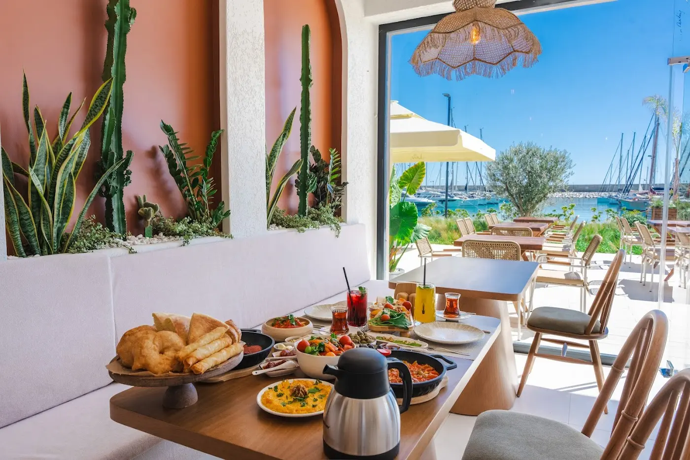 Pello Marin Breakfast & Ristorante