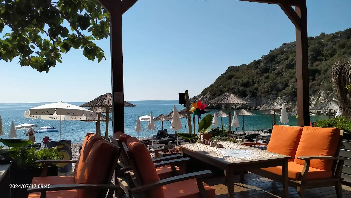 TAŞ BEACH